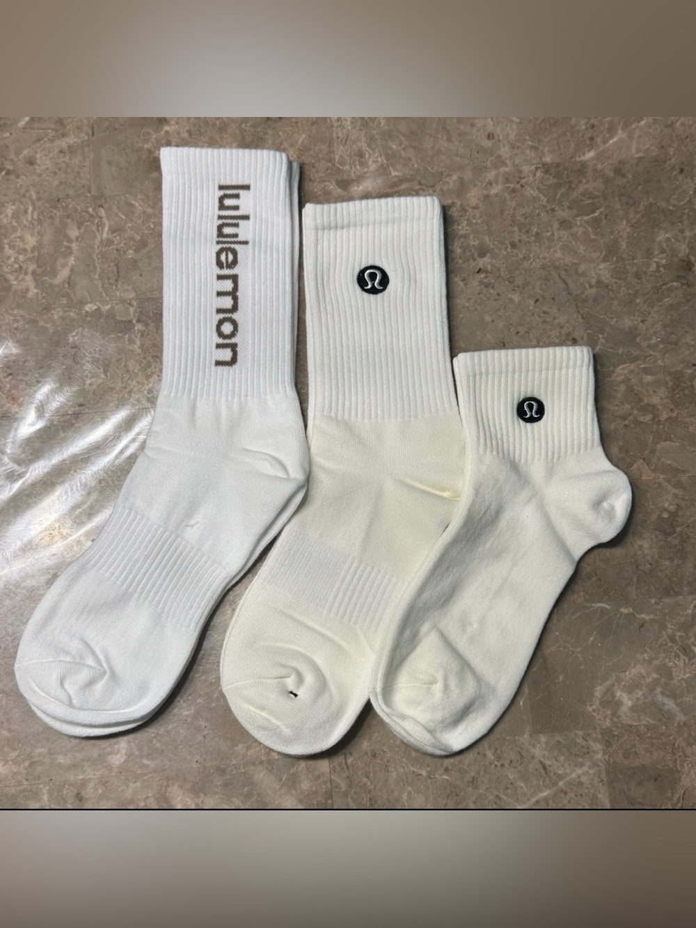 New Women’s Lululemon Athletica Socks
3 pairs Size Medium
Socks stretch - Picture 2 of 4
